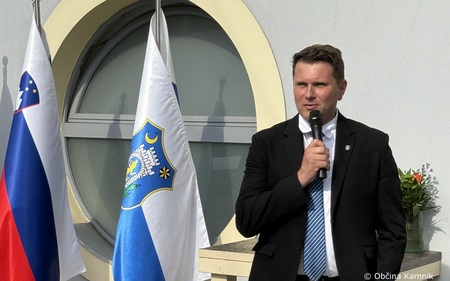 Predaja novega dvigala zgodba srčnosti, solidarnosti in povezanosti (26)